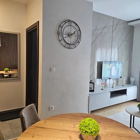 San Titova Apartment *